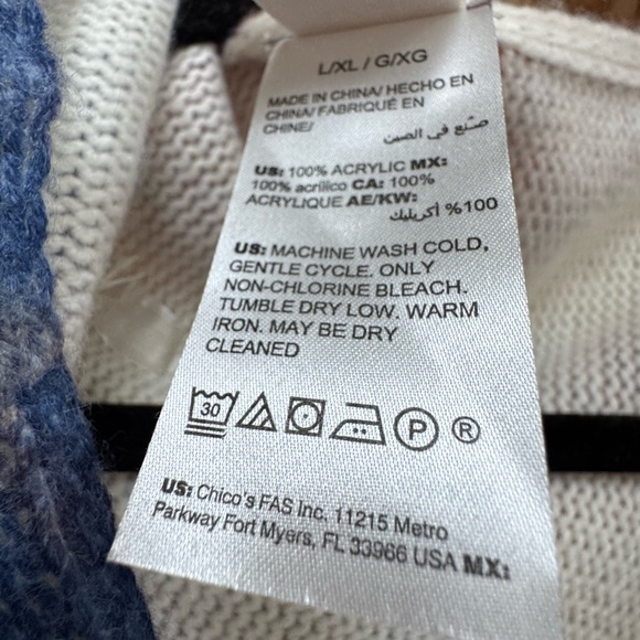 Chico’s - NWOT Abstract Print Women's Poncho - Picture 4 of 4